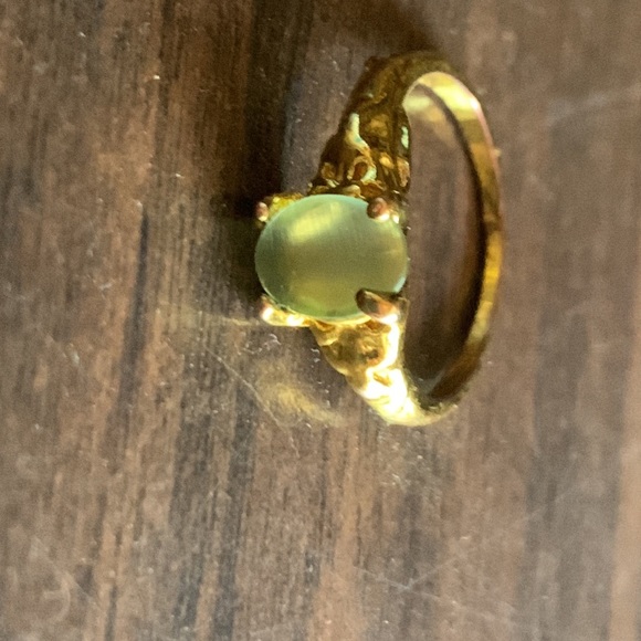 Gorgeous green gold ring size 7 - Picture 2 of 4